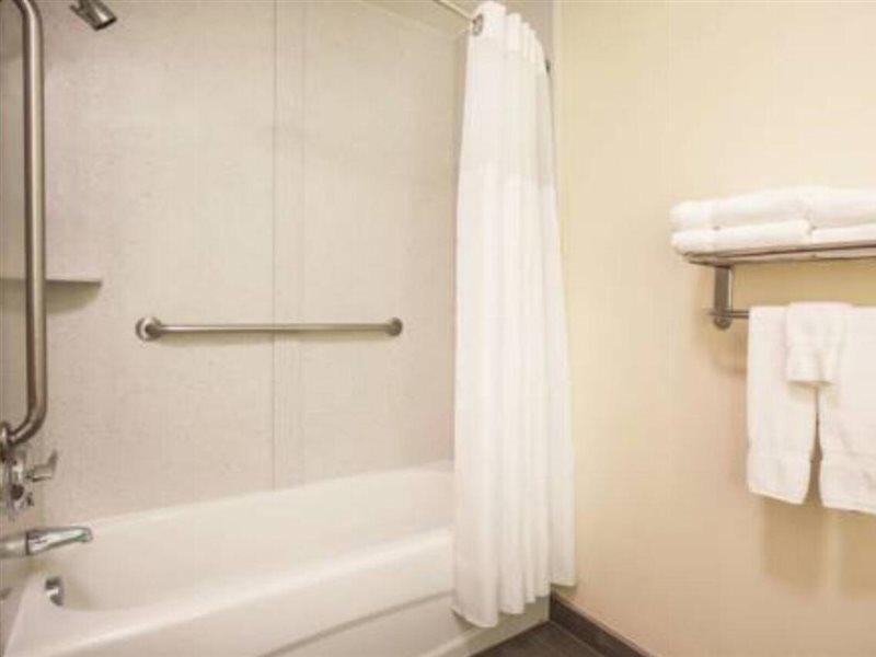Best Western Plus Duluth/ Sugarloaf Exterior foto